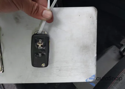 2010 Volkswagen Gti 4-Door z USA, uszkodzony, nr VIN WVWGD7AJ2AW250986